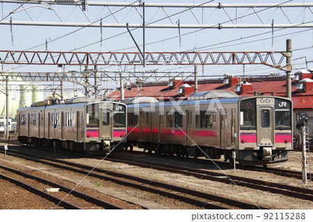 Ou Main Line 701 series (Akita-Hirosaki⇔Aomori) Ou Main Line 701 series (Akita-Hirosaki⇔Aomori) 92115288