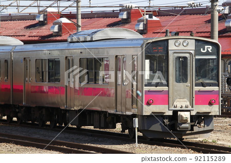 歐本線701系列(秋田弘前⇔青森) 歐本線701系列(秋田弘前⇔青森) 92115289