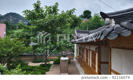 Neighborhood alleyways Neighborhood alleyways 92116074