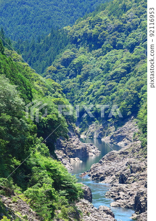 Kitayama River sightseeing raft 92116953