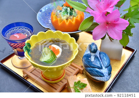 春天日本食物開胃菜 春天日本食物開胃菜 92118451