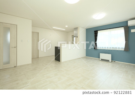 System kitchen in newly built housing LDK 92122881