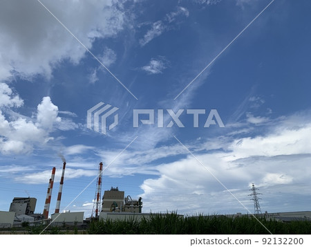 工廠和藍天 工廠和藍天 92132200