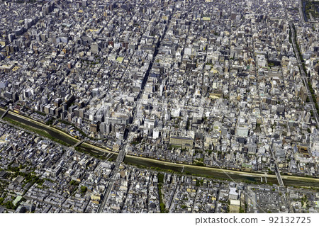 京都河原町附近的鳥瞰圖 92132725