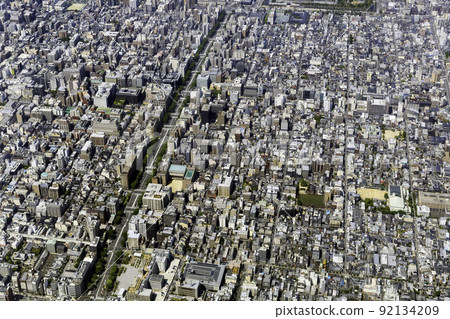 從京都市政廳上空鳥瞰堀川禦池 從京都市政廳上空鳥瞰堀川禦池 92134209