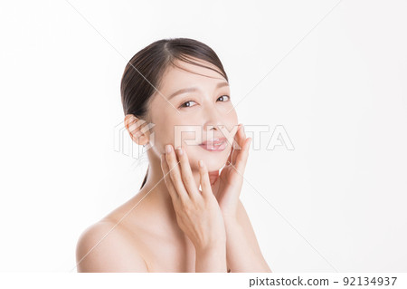 Beautiful woman 92134937