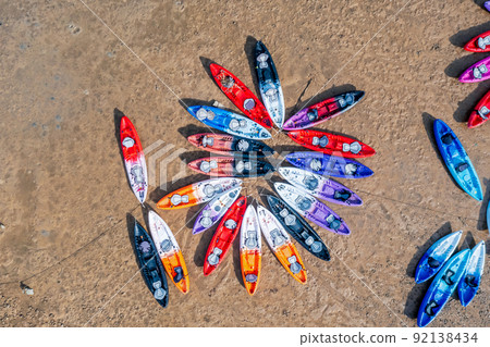 the rowers on canoe floating to shore at sai kung 4 May 2022 the rowers on canoe floating to shore at sai kung 4 May 2022 92138434