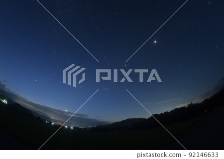 Hakushu-cho, Hokuto City, near dawn, Jupiter, Mars, Pleiades, Aldebaran, Venus in the southeastern sky 92146633