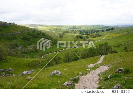 Malham Cove @ England Malham Cove @ England 92148303