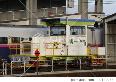 Tohoku Shinkansen track motor car (track maintenance vehicle: MO-108) Tohoku Shinkansen track motor car (track maintenance vehicle: MO-108) 92149978