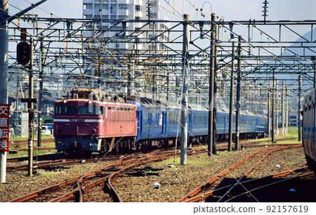 2003 EF81410's Blue Train Sakura / Hayabusa 92157619