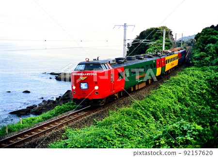 2003年 運行在老鹿兒島幹線上的三艘485系列清爽班輪 92157620