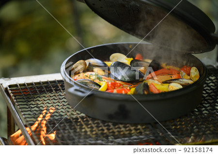 BBQ paella BBQ paella 92158174