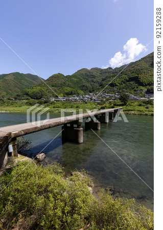 Aso Submersible Bridge (Niyodo River, Kochi Prefecture) 92159288