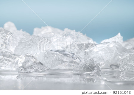 Cold and delicious ice 92161048
