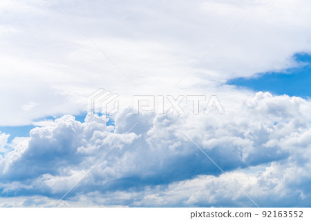藍天/白雲(雨前的天空) 藍天/白雲(雨前的天空) 92163552