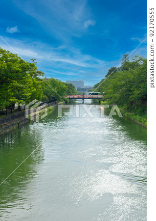 京都琵琶湖運河附近的一條河流 京都琵琶湖運河附近的一條河流 92170555