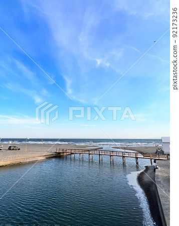 由比濱海岸風光 海天雲海 鎌倉海 材木座海風光 海岸風光 橋樑風光 92173236