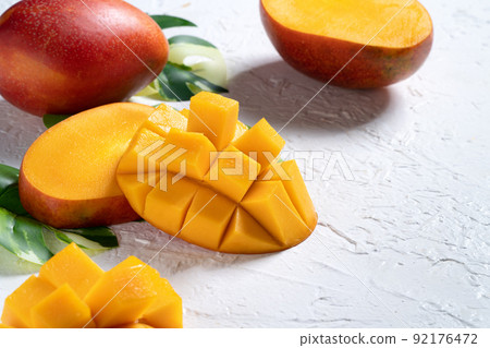 Mango Sunshine Fruit Taiwan Taiwan fruit mango マンゴー 92176472