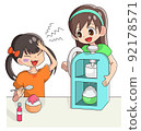 A girl who makes shaved ice and a girl who eats shaved ice 92178571