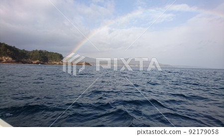 海和彩虹 海和彩虹 92179058