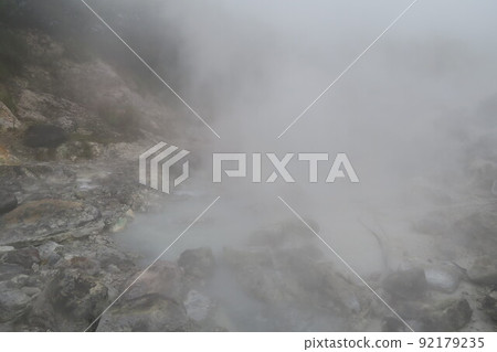 升起蒸汽的雲仙地獄 長崎 升起蒸汽的雲仙地獄 長崎 92179235