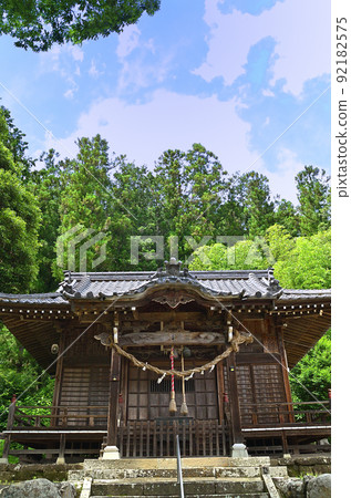 Haiden of Muku Shrine in Uemakitamuku, Chichibu City, Saitama Prefecture Haiden of Muku Shrine in Uemakitamuku, Chichibu City, Saitama Prefecture 92182575