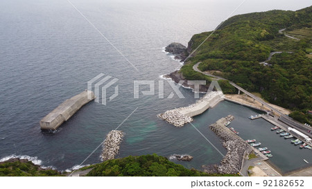 Motonosumi Shrine (Original Sumijinja) Drone aerial photography Yuyatsuo, Nagato City, Yamaguchi Prefecture Motonosumi Shrine (Original Sumijinja) Drone aerial photography Yuyatsuo, Nagato City, Yamaguchi Prefecture 92182652