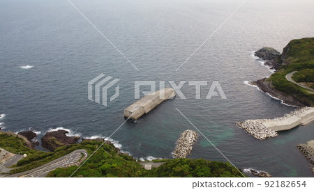 Motonosumi Shrine (Original Sumijinja) Drone aerial photography Yuyatsuo, Nagato City, Yamaguchi Prefecture Motonosumi Shrine (Original Sumijinja) Drone aerial photography Yuyatsuo, Nagato City, Yamaguchi Prefecture 92182654