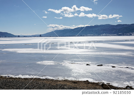 Lake Suwa's Miwatari 2018 Lake Suwa's Miwatari 2018 92185030