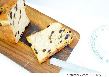 Freshly baked raisin bread Freshly baked raisin bread 92185163