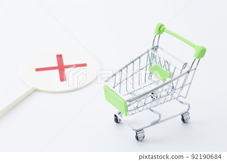 Shopping cart and round plate Shopping cart and round plate 92190684