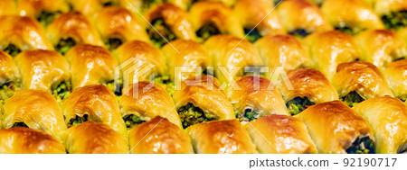 Texture lines of pistachio baklava close up 92190717