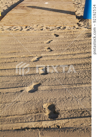 Human footprint on the beach Human footprint on the beach 92192514