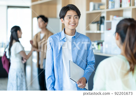 大學生情侶男女 92201673