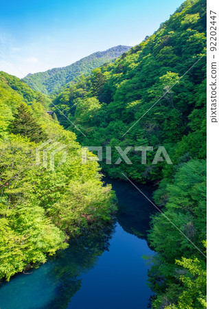 奧志摩湖 40,000 赤澤大橋的藍色景觀 92202447