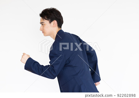 一個開始跑步的酷男人 92202898