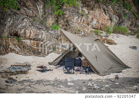 Beach camp Rough camp Rocky solo camp Outdoors Beach camp Rough camp Rocky solo camp Outdoors 92205347