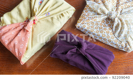 Image of a gift wrapped in a furoshiki Image of a gift wrapped in a furoshiki 92209040