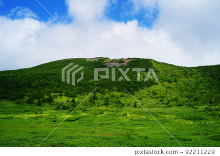 從山路上看到的一齋峽山 從山路上看到的一齋峽山 92211229