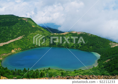 福島縣福島市從一齋峽山(五色沼)看到的魔女的眼睛 福島縣福島市從一齋峽山(五色沼)看到的魔女的眼睛 92211233