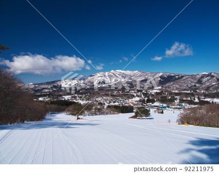 View of Mt. Dainichi and Takasu Snow Park from Hirugano Kogen Ski Resort View of Mt. Dainichi and Takasu Snow Park from Hirugano Kogen Ski Resort 92211975