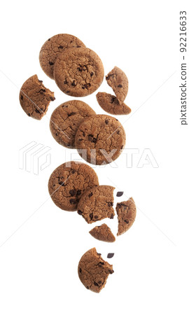 Falling cookies on white backgrounds 92216633