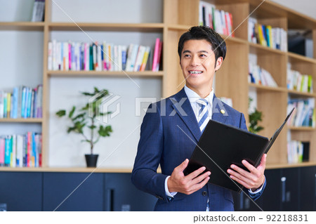 律師年輕人 92218831