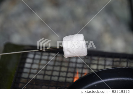 BBQ marshmallows 92219355