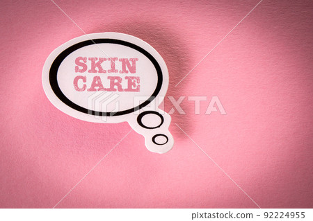 Skin care, women's health concept. Speech bubble on pink background Skin care, women's health concept. Speech bubble on pink background 92224955
