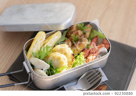 Fashionable and healthy Mestin lunch box Fashionable and healthy Mestin lunch box 92230880