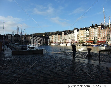 Scenery of the port of Honfleur, France Scenery of the port of Honfleur, France 92231915