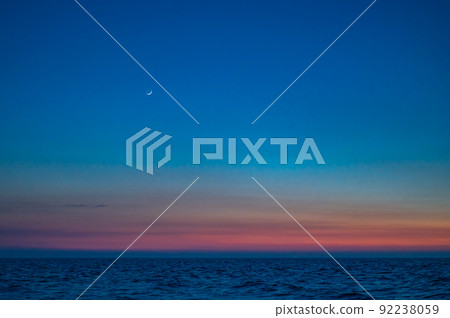 Dusk of the Genkai Sea in summer Dusk of the Genkai Sea in summer 92238059