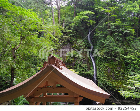 榛名神社平石瀑布（美鈴瀑布） 92254452